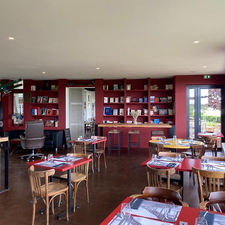 Logis Hotel & Restaurant De L'Aerodrome De La Baie De Somme Buigny-Saint-Maclou Dış mekan fotoğraf